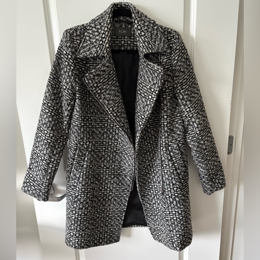 Kiomi Houndstooth Coat